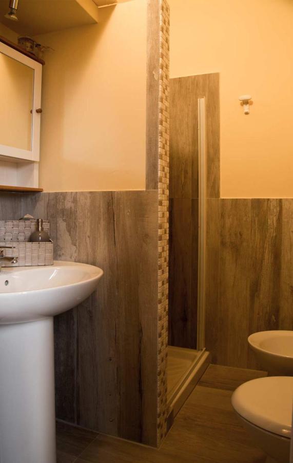 Le Pinelle Bed & Breakfast Terni Exterior photo